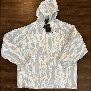 Nike men’s Golf jacket